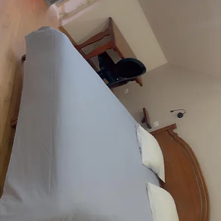 Le Relais Des Cavaliers Gourmands Hotel